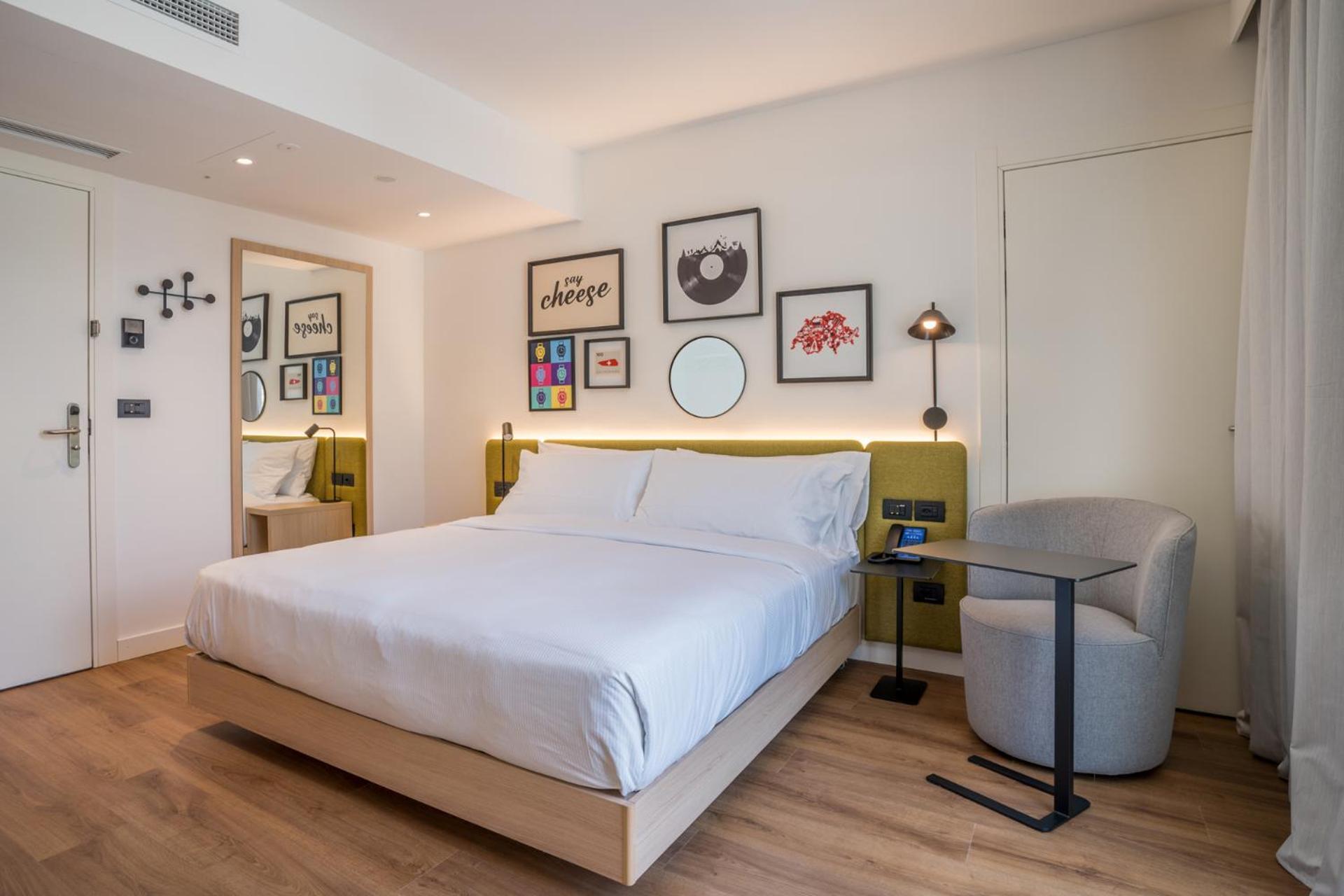 Hampton By Hilton Locarno Hotel Losone Ngoại thất bức ảnh