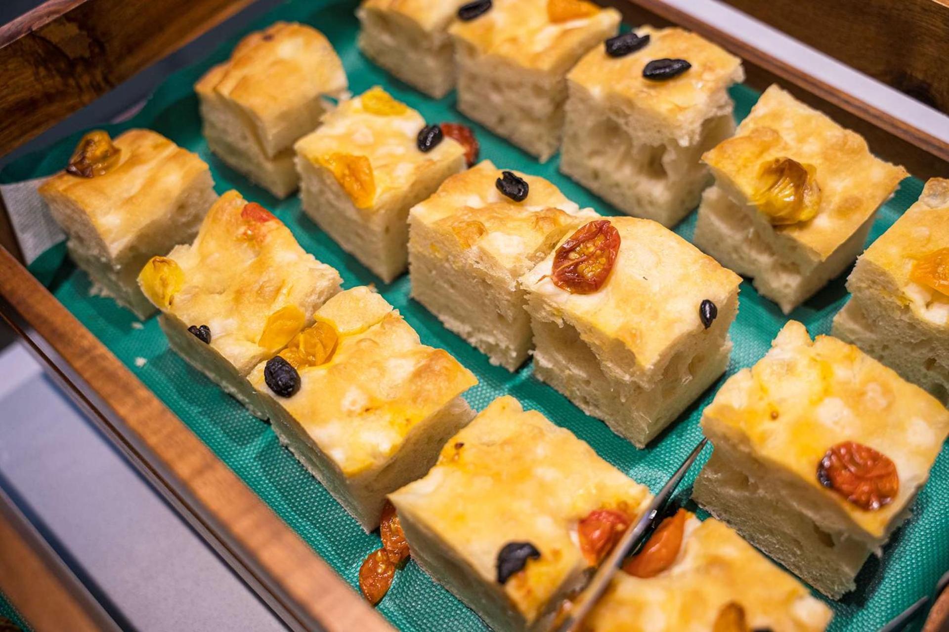 Hampton By Hilton Locarno Hotel Losone Ngoại thất bức ảnh