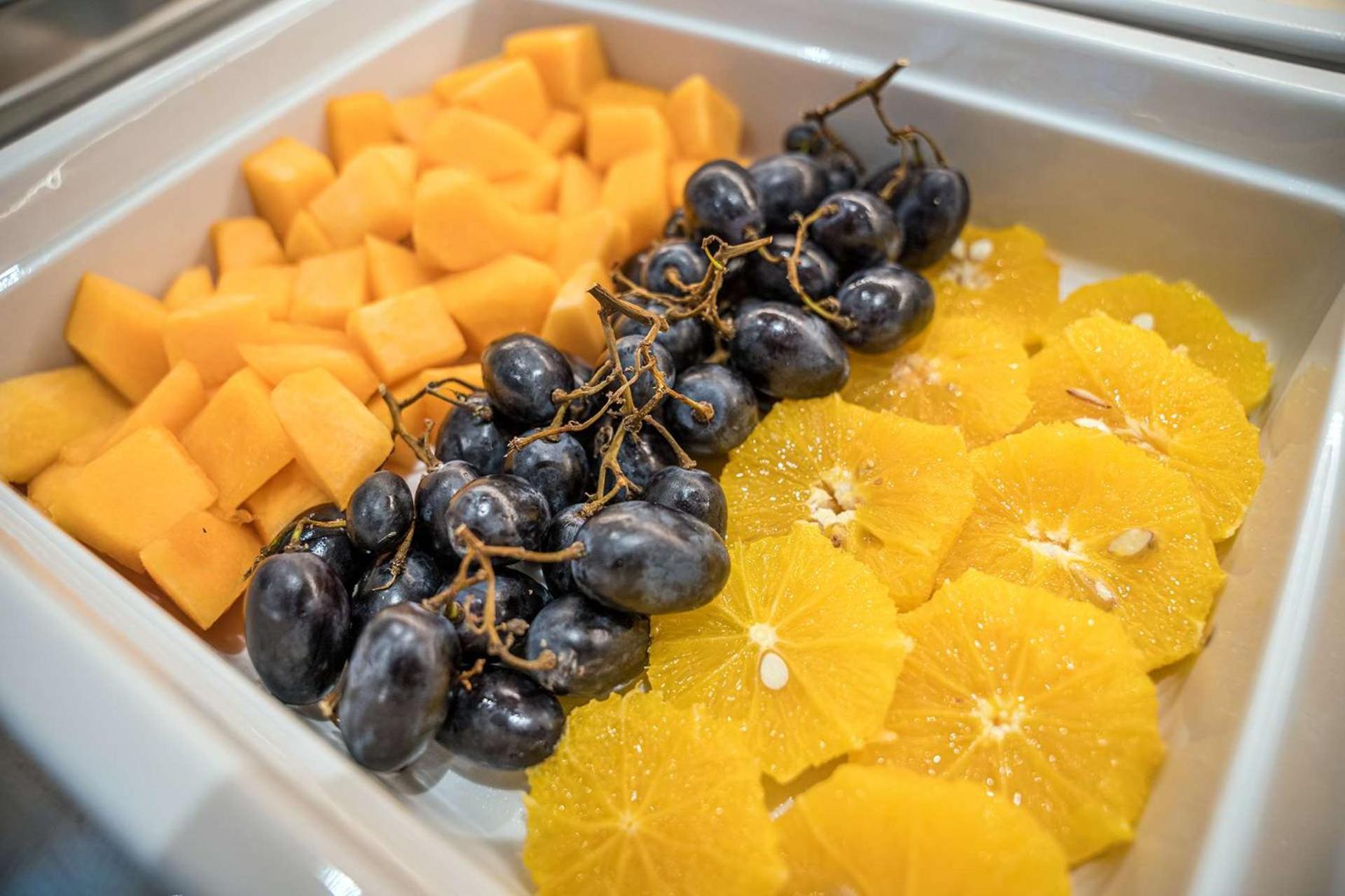 Hampton By Hilton Locarno Hotel Losone Ngoại thất bức ảnh
