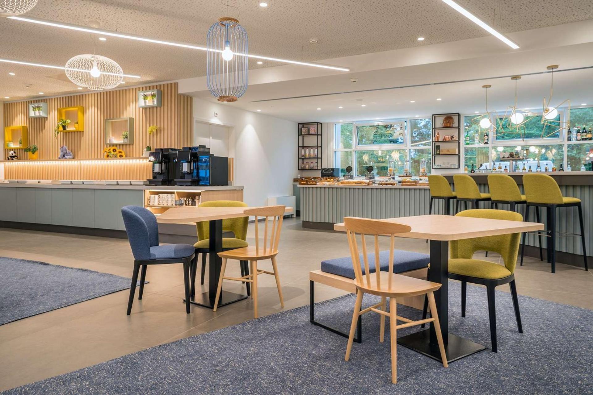 Hampton By Hilton Locarno Hotel Losone Ngoại thất bức ảnh