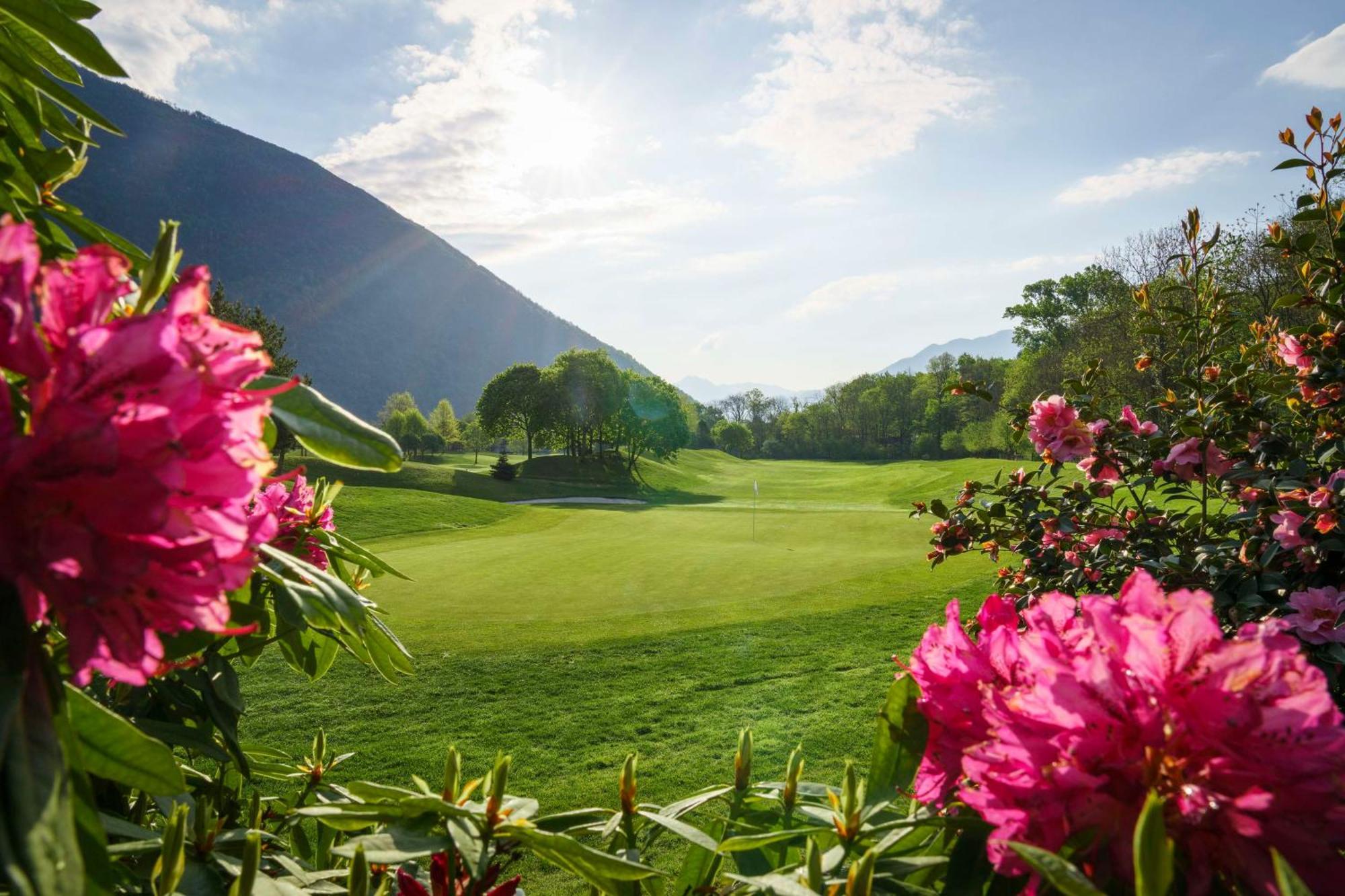 Hampton By Hilton Locarno Hotel Losone Ngoại thất bức ảnh